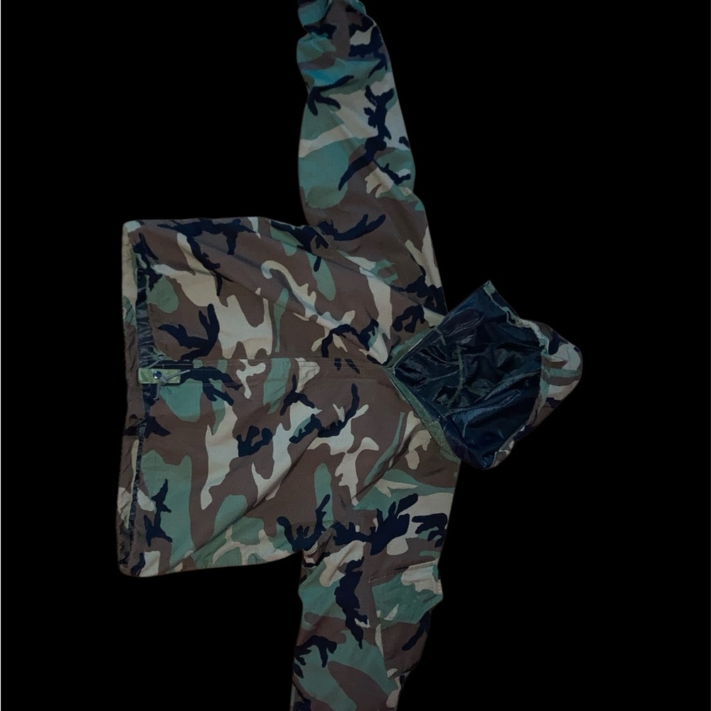 Woodland Camo Hooded Jacket. Size Large. Military Issue.🫡🪖 - Picture 8 of 8